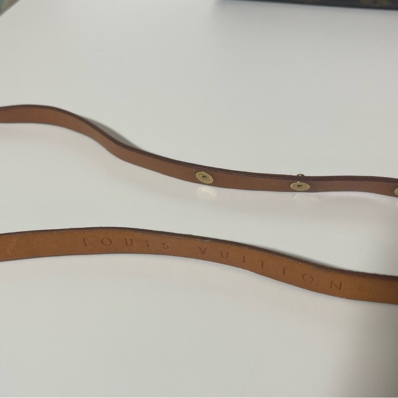 Louis Vuitton Monogramed Belt Bag 💎 AUTHENTICATED 💎 Belly Bag Serial FL0013 - Picture 8 of 17